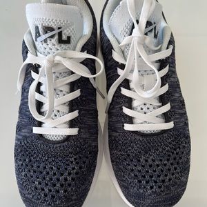 APL Techloom Pro Women Sneakers